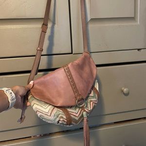 Lucky brand crossbody